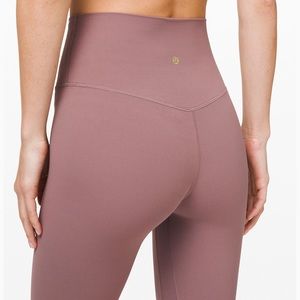 Lululemon size 4 leggings!! NWT☺️